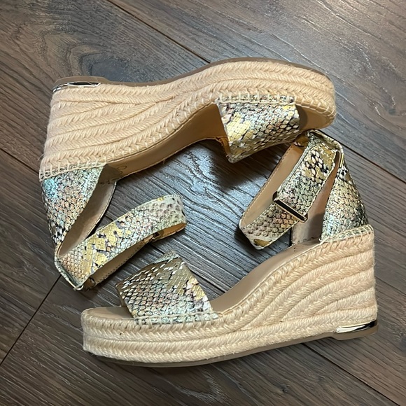 Franco Sarto Shoes - NWOT Franco Sarto wedges sandals